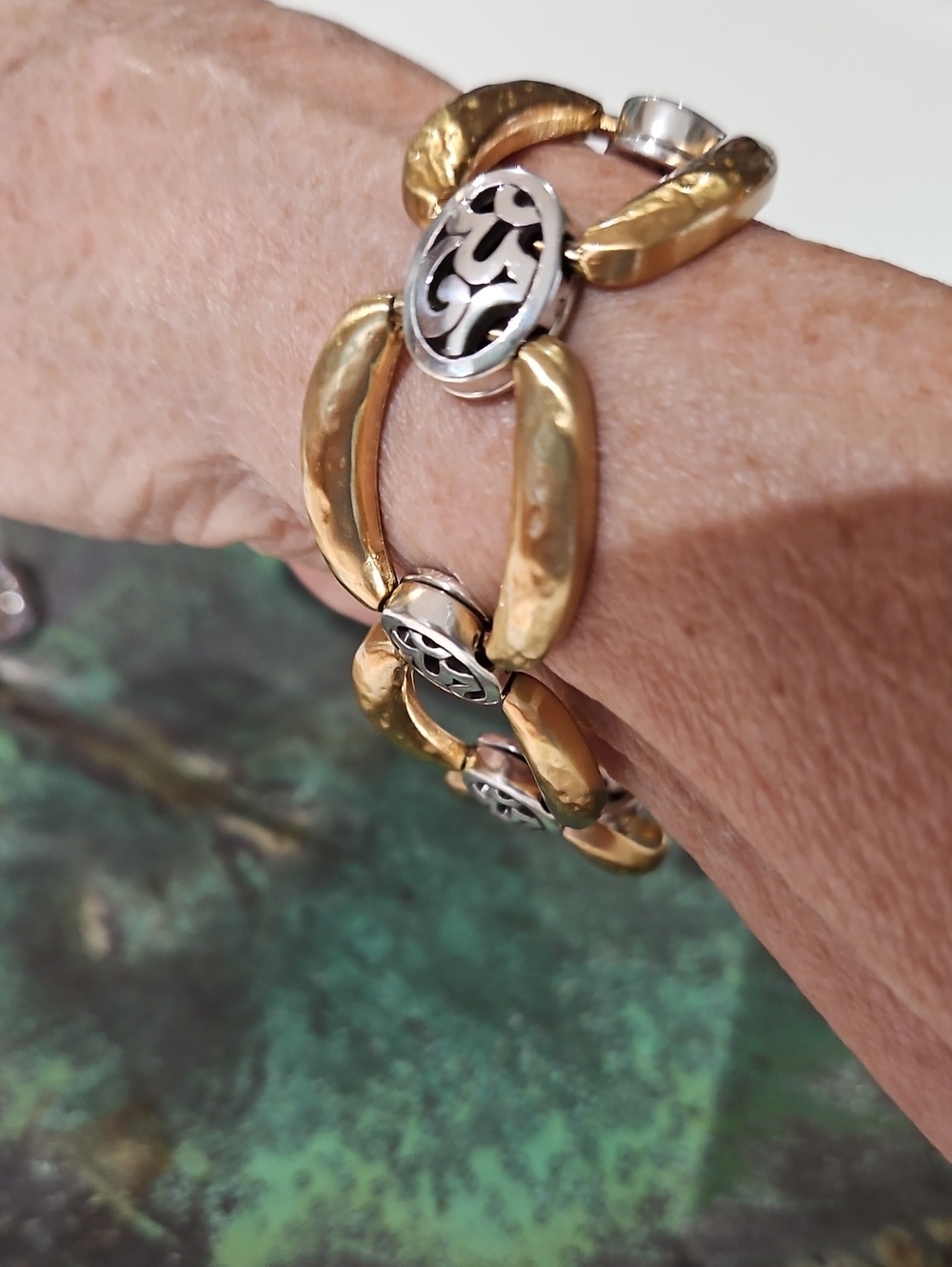 🧡 BIG SALE Brighton Two-Tone Gold & Silver Link Bracelet & Pierced Earrings Set - Picture 5 of 8